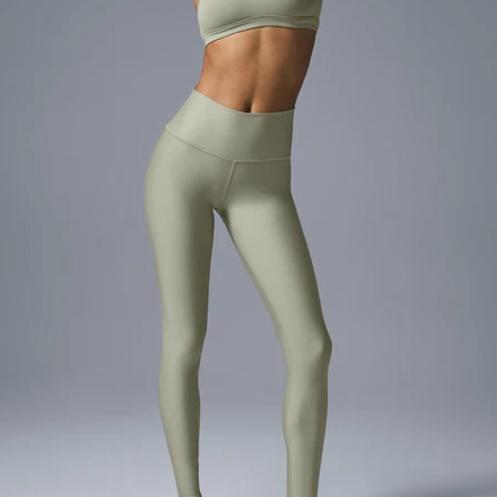 ALO Yoga High Waist Airlift Leggings Limestone Green